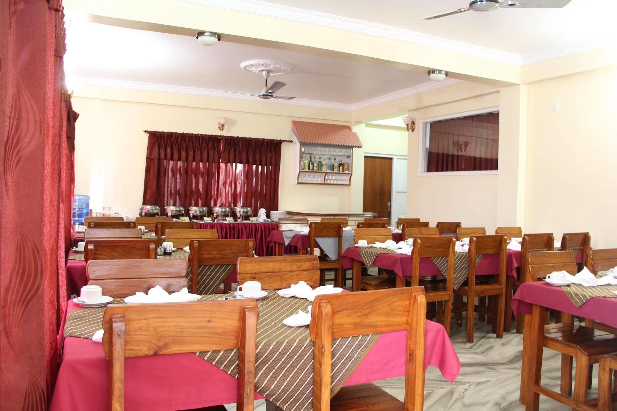 Hotel Asia Pokhara Exterior foto